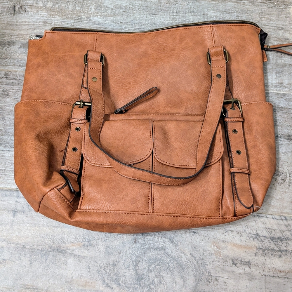 Elegant Tan Shoulder Bag for Women